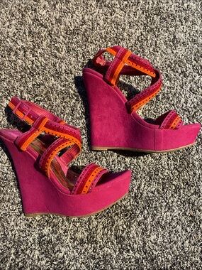 Vintage Society 86 Strappy Platform Sandals (6)